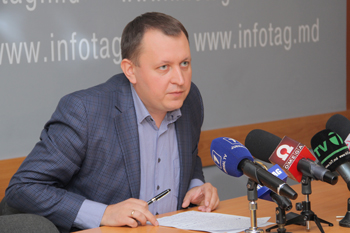DEPUTATUL PARLAMENTULUI GRIGORE PETRENCO CONSIDERĂ CĂ PARTIDELE DE LA GUVERNARE SE PREGĂTESC PENTRU NERECUNOAŞTEREA ALEGERILOR DEPUTATUL PARLAMENTULUI GRIGORE PETRENCO CONSIDERĂ CĂ PARTIDELE DE LA GUVERNARE SE PREGĂTESC PENTRU NERECUNOAŞTEREA ALEGERILOR