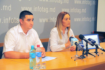 FUNDAŢIA „RENATO USATÎI” RESPINGE ACUZAŢIILE DE ESCROCHERIE FUNDAŢIA „RENATO USATÎI” RESPINGE ACUZAŢIILE DE ESCROCHERIE