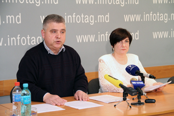 ACTIVIŞTII O ÎNDEAMNĂ PE MINISTRA MONICA BABUC SĂ ATRAGĂ ATENŢIA LA PROBLEMELE ÎNVĂŢĂMÂNTULUI DIN ŞTEFAN VODĂ ACTIVIŞTII O ÎNDEAMNĂ PE MINISTRA MONICA BABUC SĂ ATRAGĂ ATENŢIA LA PROBLEMELE ÎNVĂŢĂMÂNTULUI DIN ŞTEFAN VODĂ