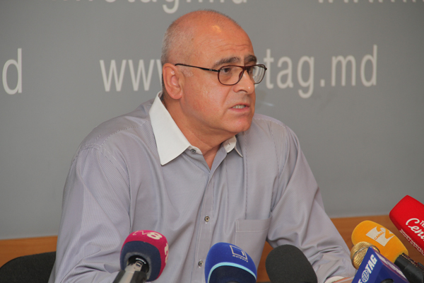 UN PRIETEN APROPIAT AL FAMILIEI LUNCAȘU CONSIDERĂ CĂ MATERIALELE APĂRUTE ÎN PRESĂ ÎN CARE A FOST VIZAT OMUL DE AFACERI AU AGRAVAT ȘI MAI MULT STAREA LUI DE SĂNĂTATE UN PRIETEN APROPIAT AL FAMILIEI LUNCAȘU CONSIDERĂ CĂ MATERIALELE APĂRUTE ÎN PRESĂ ÎN CARE A FOST VIZAT OMUL DE AFACERI AU AGRAVAT ȘI MAI MULT STAREA LUI DE SĂNĂTATE