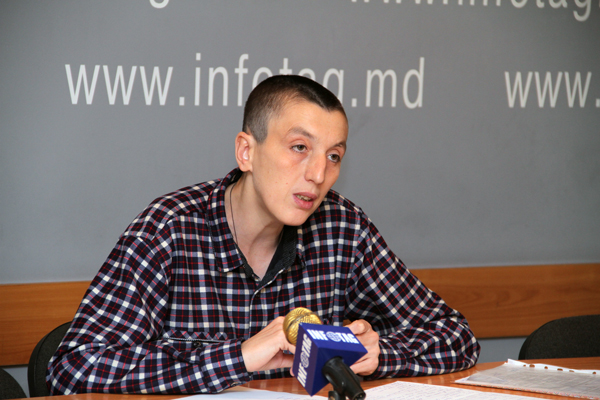 UN ACTIVIST CIVIC CONSIDERĂ CĂ ÎN MOLDOVA ŞI ÎN UCRAINA TREBUIE NAŢIONALIZATĂ PROPRIETATEA OLIGARHILOR UN ACTIVIST CIVIC CONSIDERĂ CĂ ÎN MOLDOVA ŞI ÎN UCRAINA TREBUIE NAŢIONALIZATĂ PROPRIETATEA OLIGARHILOR