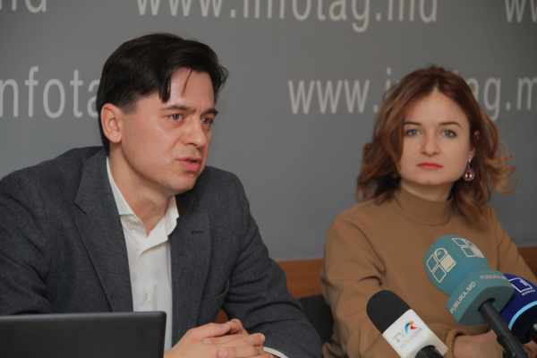 EXPERT-GRUP A LANSAT O HARTĂ INTERACTIVĂ A RESURSELOR MINERALE DIN MOLDOVA