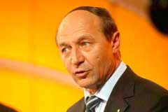 TRAIAN BĂSESCU ÎNDEAMNĂ AUTORITĂŢILE DE LA BUCUREŞTI SĂ SE OCUPE INTENS DE PROBLEMA MOLDOVEI