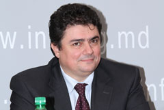 OCTAVIAN CALMÎC: INTEGRAREA EUROPEANĂ ŞI ADERAREA LA UNIUNEA VAMALĂ SÎNT DOUĂ LUCRURI INCOMPATIBILE