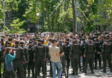 У ПРАВИТЕЛЬСТВА ПРОШЛИ ДВЕ АКЦИИ ПРОТЕСТА: ПРОТИВ РОСТА ЦЕН И ПРОТИВ БЛОКА ACUM У ПРАВИТЕЛЬСТВА ПРОШЛИ ДВЕ АКЦИИ ПРОТЕСТА: ПРОТИВ РОСТА ЦЕН И ПРОТИВ БЛОКА ACUM