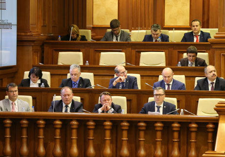 ЭКСПЕРТЫ ПРИДЕРЖИВАЮТСЯ РАЗНЫХ ПОЗИЦИЙ ПО ПОВОДУ «ТЕХНОКРАТИЧНОСТИ» НОВОГО ПРАВИТЕЛЬСТВА ЭКСПЕРТЫ ПРИДЕРЖИВАЮТСЯ РАЗНЫХ ПОЗИЦИЙ ПО ПОВОДУ «ТЕХНОКРАТИЧНОСТИ» НОВОГО ПРАВИТЕЛЬСТВА