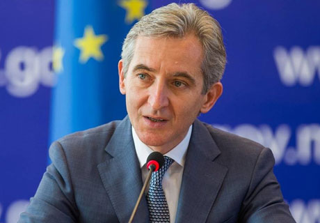 ЭКС-ПРЕМЬЕР ЮРИЕ ЛЯНКЭ ПРИЗВАЛ РУМЫН МОЛДОВЫ ПОДДЕРЖАТЬ ЕГО КАНДИДАТУРУ НА ВЫБОРАХ В ЕВРОПЕЙСКИЙ ПАРЛАМЕНТ ЭКС-ПРЕМЬЕР ЮРИЕ ЛЯНКЭ ПРИЗВАЛ РУМЫН МОЛДОВЫ ПОДДЕРЖАТЬ ЕГО КАНДИДАТУРУ НА ВЫБОРАХ В ЕВРОПЕЙСКИЙ ПАРЛАМЕНТ
