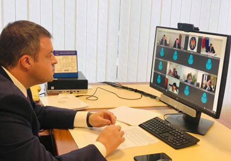 ГОСАДМИНИСТРАЦИЯ ДОРОГ ПОДПИСАЛА КОНТРАКТЫ С ПОДРЯДЧИКАМИ НА РЕМОНТ 243 КМ АВТОДОРОГ ГОСАДМИНИСТРАЦИЯ ДОРОГ ПОДПИСАЛА КОНТРАКТЫ С ПОДРЯДЧИКАМИ НА РЕМОНТ 243 КМ АВТОДОРОГ