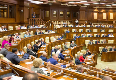 ПАРЛАМЕНТ ОДОБРИЛ УПРОЩЕНИЕ ПРОЦЕДУРЫ ВЫДАЧИ РАЗРЕШЕНИЙ НА РАБОТУ ДЛЯ ГРАЖДАН СТРАН-ЧЛЕНОВ ЕС И ВТО ПАРЛАМЕНТ ОДОБРИЛ УПРОЩЕНИЕ ПРОЦЕДУРЫ ВЫДАЧИ РАЗРЕШЕНИЙ НА РАБОТУ ДЛЯ ГРАЖДАН СТРАН-ЧЛЕНОВ ЕС И ВТО