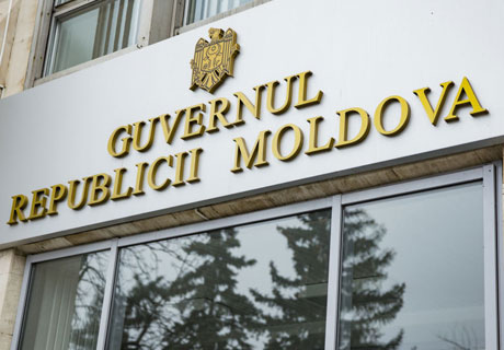 ПРАВИТЕЛЬСТВО ПРИНЯЛО ТРИ ЗАКОНА ПОД СВОЮ ОТВЕТСТВЕННОСТЬ В ДОПОЛНЕНИЕ К ПОПРАВКАМ К БЮДЖЕТУ ПРАВИТЕЛЬСТВО ПРИНЯЛО ТРИ ЗАКОНА ПОД СВОЮ ОТВЕТСТВЕННОСТЬ В ДОПОЛНЕНИЕ К ПОПРАВКАМ К БЮДЖЕТУ