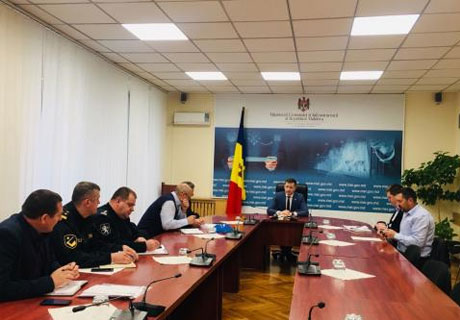 МИНЭКОНОМИКИ ПРИЗВАЛО ГРАЖДАН МОЛДОВЫ ПОЛЬЗОВАТЬСЯ УСЛУГАМИ ТОЛЬКО ЛЕГАЛЬНЫХ ПЕРЕВОЗЧИКОВ МИНЭКОНОМИКИ ПРИЗВАЛО ГРАЖДАН МОЛДОВЫ ПОЛЬЗОВАТЬСЯ УСЛУГАМИ ТОЛЬКО ЛЕГАЛЬНЫХ ПЕРЕВОЗЧИКОВ