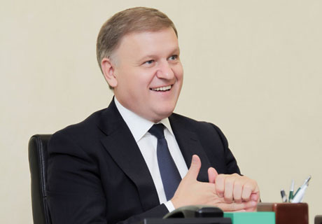 СЛОВО И ДЕЛО БАНКИРА СЕРГЕЯ ЧЕБОТАРЯ СЛОВО И ДЕЛО БАНКИРА СЕРГЕЯ ЧЕБОТАРЯ