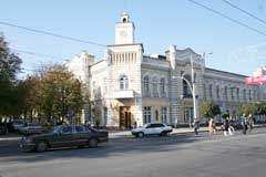 ЗДАНИЕ ПРИМЭРИИ КИШИНЕВА ОТКЛЮЧАТ ОТ ТЕПЛА