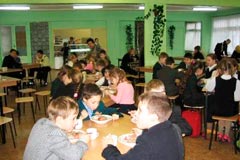 ШКОЛЬНИКОВ ПРИГОРОДОВ КИШИНЕВА БУДУТ КОРМИТЬ ЗА СЧЕТ СТОЛИЧНОГО БЮДЖЕТА