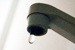 В КИШИНЕВЕ ОТКЛЮЧЕН ОТ ТЕПЛА И ГОРЯЧЕЙ ВОДЫ 41 ЖИЛОЙ ДОМ
