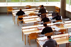 ПРАВИТЕЛЬСТВО УВЕЛИЧИЛО СТИПЕНДИИ СТУДЕНТАМ И УЧАЩИМСЯ…