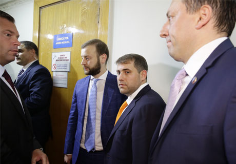 CUNOSCUTUL OM DE AFACERI ILAN ŞOR A FOST CONDAMNAT LA 7,5 ANI DE ÎNCHISOARE, DAR SENTINŢA ÎNCĂ NU A INTRAT ÎN VIGOARE CUNOSCUTUL OM DE AFACERI ILAN ŞOR A FOST CONDAMNAT LA 7,5 ANI DE ÎNCHISOARE, DAR SENTINŢA ÎNCĂ NU A INTRAT ÎN VIGOARE