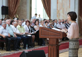 PREMIERUL: NOUA GUVERNARE ÎI VA RESPECTA PE TOȚI REPREZENTANȚII ADMINISTRAȚIEI LOCALE, INDIFERENT DE APARTENENȚA DE PARTID PREMIERUL: NOUA GUVERNARE ÎI VA RESPECTA PE TOȚI REPREZENTANȚII ADMINISTRAȚIEI LOCALE, INDIFERENT DE APARTENENȚA DE PARTID