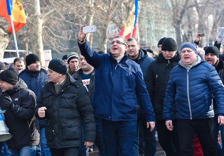 PREŞEDINTELE „PARTIDULUI NOSTRU” ESTE GATA SĂ IASĂ LA PROTESTE ÎMPOTRIVA GUVERNULUI CONDUS DE ION CHICU PREŞEDINTELE „PARTIDULUI NOSTRU” ESTE GATA SĂ IASĂ LA PROTESTE ÎMPOTRIVA GUVERNULUI CONDUS DE ION CHICU