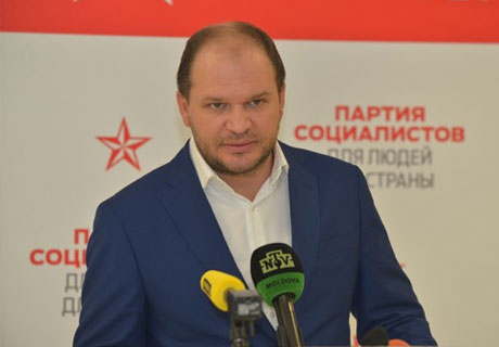 CANDIDATUL SOCIALIST S-A SUPĂRAT PE AFIRMAŢIILE CONCURENTULUI SĂU ELECTORAL DIN PARTEA PLATFORMEI DA CANDIDATUL SOCIALIST S-A SUPĂRAT PE AFIRMAŢIILE CONCURENTULUI SĂU ELECTORAL DIN PARTEA PLATFORMEI DA