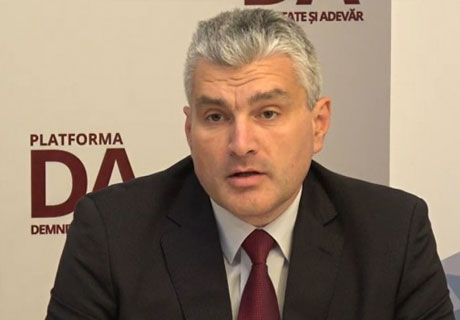 ALEXANDRU SLUSARI: SINGURA PIEDICĂ PENTRU DEMONTAREA STATULUI CAPTURAT ESTE ALEGEREA SPEAKERULUI ALEXANDRU SLUSARI: SINGURA PIEDICĂ PENTRU DEMONTAREA STATULUI CAPTURAT ESTE ALEGEREA SPEAKERULUI
