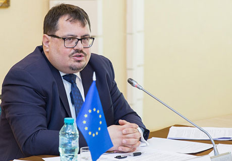 SITUAŢIA DE CRIZĂ NU TREBUIE FOLOSITĂ ÎN SCOPURI POLITICE – ŞEFUL DELEGAŢIEI UE SITUAŢIA DE CRIZĂ NU TREBUIE FOLOSITĂ ÎN SCOPURI POLITICE – ŞEFUL DELEGAŢIEI UE