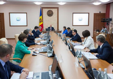 GUVERNUL ESTE ÎMPOTRIVA INTRODUCERII TURULUI DOI ÎN CIRCUMSCRIPŢIILE UNINOMINALE LA ALEGERILE PARLAMENTARE GUVERNUL ESTE ÎMPOTRIVA INTRODUCERII TURULUI DOI ÎN CIRCUMSCRIPŢIILE UNINOMINALE LA ALEGERILE PARLAMENTARE