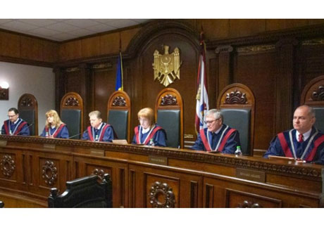 ALEGERILE PARLAMENTARE ANTICIPATE NU POT FI DESFĂŞURATE ÎN ACEEAŞI ZI CU ALEGERILE PREZIDENŢIALE – CURTEA CONSTITUŢIONALĂ ALEGERILE PARLAMENTARE ANTICIPATE NU POT FI DESFĂŞURATE ÎN ACEEAŞI ZI CU ALEGERILE PREZIDENŢIALE – CURTEA CONSTITUŢIONALĂ