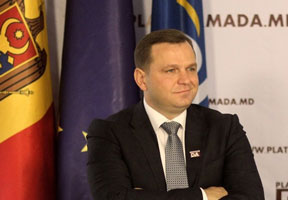 ANDREI NĂSTASE ŞI-A SUSPENDAT ACTIVITATEA DE PRIMAR AL CHIŞINĂULUI, IAR INTERIMATUL FUNCŢIEI VA FI ASIGURAT ÎN CONTINUARE DE ADRIAN TALMACI ANDREI NĂSTASE ŞI-A SUSPENDAT ACTIVITATEA DE PRIMAR AL CHIŞINĂULUI, IAR INTERIMATUL FUNCŢIEI VA FI ASIGURAT ÎN CONTINUARE DE ADRIAN TALMACI