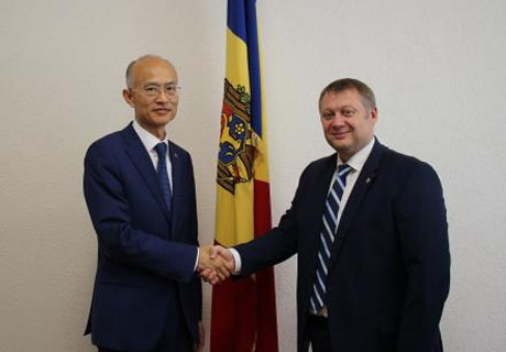 MINISTRUL ECONOMIEI I-A PROMIS AMBASADORULUI CHINEI SĂ ELIMINE TOATE BARIERELE CREATE ARTIFICIAL ÎN CALEA INVESTITORILOR MINISTRUL ECONOMIEI I-A PROMIS AMBASADORULUI CHINEI SĂ ELIMINE TOATE BARIERELE CREATE ARTIFICIAL ÎN CALEA INVESTITORILOR