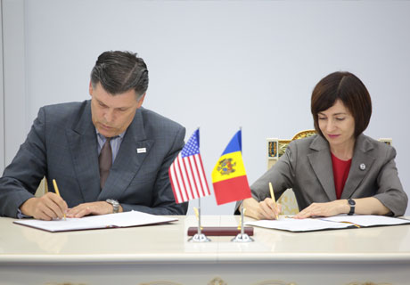 GUVERNELE SUA ŞI RM AU SEMNAT UN ACORD PRIVIND MAJORAREA CU $29 MIL. A ASISTENŢEI FINANCIARE AMERICANE PENTRU MOLDOVA GUVERNELE SUA ŞI RM AU SEMNAT UN ACORD PRIVIND MAJORAREA CU $29 MIL. A ASISTENŢEI FINANCIARE AMERICANE PENTRU MOLDOVA