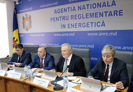 ANRE VA TRANSMITE IARĂŞI OPERATORILOR DREPTUL DE A STABILI PREŢURILE LA PRODUSELE PETROLIERE ANRE VA TRANSMITE IARĂŞI OPERATORILOR DREPTUL DE A STABILI PREŢURILE LA PRODUSELE PETROLIERE