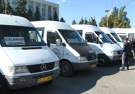 MINISTERUL ECONOMIEI A ACCEPTAT SĂ MAJOREZE TARIFELE LA CĂLĂTORIILE INTERURBANE, LA SOLICITAREA TRANSPORTATORILOR MINISTERUL ECONOMIEI A ACCEPTAT SĂ MAJOREZE TARIFELE LA CĂLĂTORIILE INTERURBANE, LA SOLICITAREA TRANSPORTATORILOR