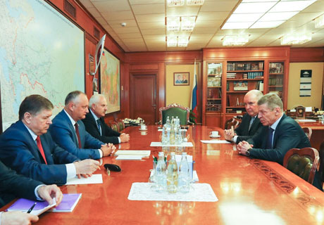 PREŞEDINTELE IGOR DODON A RUGAT RUSIA SĂ OFERE O REDUCERE LA GAZE PENTRU MOLDOVA PREŞEDINTELE IGOR DODON A RUGAT RUSIA SĂ OFERE O REDUCERE LA GAZE PENTRU MOLDOVA