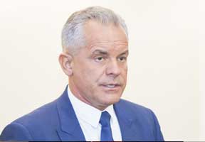FOSTUL LIDER AL PDM, VLADIMIR PLAHOTNIUC, A FOST DAT ÎN CĂUTARE INTERNAŢIONALĂ ŞI DUPĂ NUMELE DE VLADISLAV NOVAK FOSTUL LIDER AL PDM, VLADIMIR PLAHOTNIUC, A FOST DAT ÎN CĂUTARE INTERNAŢIONALĂ ŞI DUPĂ NUMELE DE VLADISLAV NOVAK
