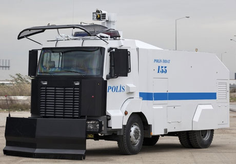 PREŞEDINTELE TURCIEI A DĂRUIT POLIŢIEI MOLDOVENEŞTI DOUĂ MAŞINI BLINDATE DE INTERVENȚIE ÎMPOTRIVA PROTESTELOR PREŞEDINTELE TURCIEI A DĂRUIT POLIŢIEI MOLDOVENEŞTI DOUĂ MAŞINI BLINDATE DE INTERVENȚIE ÎMPOTRIVA PROTESTELOR