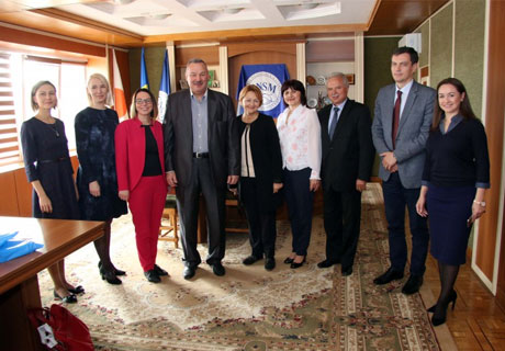 MOLDOVA ESTE INTERESATĂ DE EXPERIENȚA LITUANIEI ÎN DOMENIUL LEGISLAȚIEI MUNCII MOLDOVA ESTE INTERESATĂ DE EXPERIENȚA LITUANIEI ÎN DOMENIUL LEGISLAȚIEI MUNCII