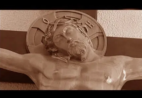 MITROPOLIA MOLDOVEI A CALIFICAT DREPT „ACT DE BLASFEMIE” DECIZIA DE A SCOATE CRUCIFIXUL INSTALAT ÎN INCINTA CLĂDIRII MAI MITROPOLIA MOLDOVEI A CALIFICAT DREPT „ACT DE BLASFEMIE” DECIZIA DE A SCOATE CRUCIFIXUL INSTALAT ÎN INCINTA CLĂDIRII MAI