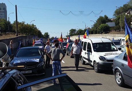 AUTOMOBILIŞTII VOR DESFĂŞURA SÂMBĂTĂ O NOUĂ ACŢIUNE DE PROTEST ÎMPOTRIVA MAJORĂRII PREŢURILOR LA CARBURANŢI AUTOMOBILIŞTII VOR DESFĂŞURA SÂMBĂTĂ O NOUĂ ACŢIUNE DE PROTEST ÎMPOTRIVA MAJORĂRII PREŢURILOR LA CARBURANŢI