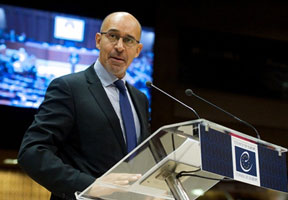 REPREZENTANTUL OSCE PENTRU LIBERTATEA PRESEI ŞI-A EXPRIMAT REGRETUL CĂ JURNALIŞTILOR RUŞI LI S-A INTERZIS ACCESUL ÎN MOLDOVA REPREZENTANTUL OSCE PENTRU LIBERTATEA PRESEI ŞI-A EXPRIMAT REGRETUL CĂ JURNALIŞTILOR RUŞI LI S-A INTERZIS ACCESUL ÎN MOLDOVA