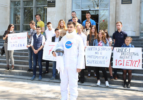 ACTIVIŞTI PAS YOUTH ŞI PLATFORMA DA CER AUTORITĂŢILOR SĂ ASIGURE IGIENA ÎN INSTITUŢIILE DE ÎNVĂŢĂMÂNT ACTIVIŞTI PAS YOUTH ŞI PLATFORMA DA CER AUTORITĂŢILOR SĂ ASIGURE IGIENA ÎN INSTITUŢIILE DE ÎNVĂŢĂMÂNT