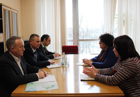 BANCA MONDIALĂ ESTE DISPUSĂ SĂ CONTRIBUIE LA SPORIREA TRANSPARENŢEI MEDIULUI DE AFACERI ÎN REGIUNEA TRANSNISTREANĂ BANCA MONDIALĂ ESTE DISPUSĂ SĂ CONTRIBUIE LA SPORIREA TRANSPARENŢEI MEDIULUI DE AFACERI ÎN REGIUNEA TRANSNISTREANĂ