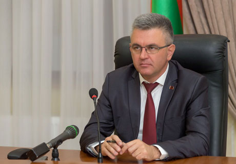 LIDERUL DE LA TIRASPOL L-A DEMIS PE MINISTRUL SĂNĂTĂŢII LIDERUL DE LA TIRASPOL L-A DEMIS PE MINISTRUL SĂNĂTĂŢII