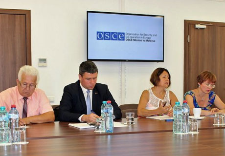 LA CHIȘINĂU A AVUT LOC REUNIUNEA EXPERȚILOR DIN DOMENIUL FARMACEUTIC LA CHIȘINĂU A AVUT LOC REUNIUNEA EXPERȚILOR DIN DOMENIUL FARMACEUTIC