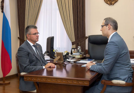 LIDERUL TRANSNISTREAN ŞI MINISTRUL DE EXTERNE AL REGIUNII AU DISCUTAT DESPRE PROCESUL DE NEGOCIERI CU MOLDOVA LIDERUL TRANSNISTREAN ŞI MINISTRUL DE EXTERNE AL REGIUNII AU DISCUTAT DESPRE PROCESUL DE NEGOCIERI CU MOLDOVA