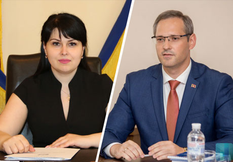 REPREZENTANŢII POLITICI AI CHIŞINĂULUI ŞI TIRASPOLULUI CONSIDERĂ CĂ TOATE ÎNŢELEGERILE ÎNCHEIATE SE RESPECTĂ REPREZENTANŢII POLITICI AI CHIŞINĂULUI ŞI TIRASPOLULUI CONSIDERĂ CĂ TOATE ÎNŢELEGERILE ÎNCHEIATE SE RESPECTĂ