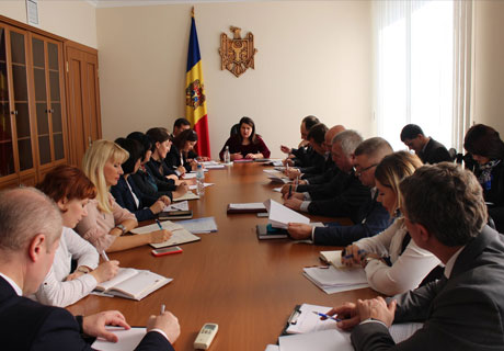 VICEPREMIERUL A DISCUTAT ACTIVITATEA GRUPURILOR DE LUCRU CU CONDUCĂTORII LOR VICEPREMIERUL A DISCUTAT ACTIVITATEA GRUPURILOR DE LUCRU CU CONDUCĂTORII LOR