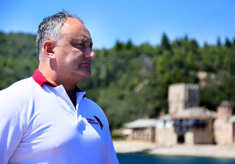 IGOR DODON: CREDINŢA ESTE PILONUL DE BAZĂ ŞI SURSA DE VALORI A POPORULUI MOLDOVENESC IGOR DODON: CREDINŢA ESTE PILONUL DE BAZĂ ŞI SURSA DE VALORI A POPORULUI MOLDOVENESC