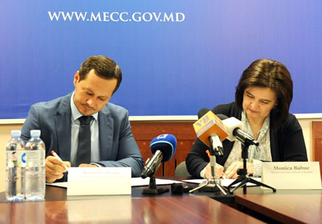 MINISTERUL EDUCAŢIEI ŞI PRIMĂRIA CHIŞINĂU AU SEMNAT UN ACORD DE COLABORARE ÎN DOMENIUL TINERETULUI MINISTERUL EDUCAŢIEI ŞI PRIMĂRIA CHIŞINĂU AU SEMNAT UN ACORD DE COLABORARE ÎN DOMENIUL TINERETULUI