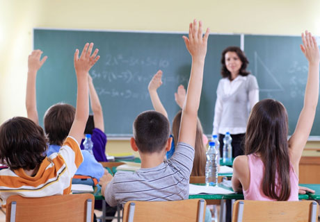 MINISTERUL EDUCAȚIEI VA AJUTA PROFESORII ÎN PREDAREA LIMBII ROMÂNE PENTRU COPIII AFLAȚI PESTE HOTARE MINISTERUL EDUCAȚIEI VA AJUTA PROFESORII ÎN PREDAREA LIMBII ROMÂNE PENTRU COPIII AFLAȚI PESTE HOTARE